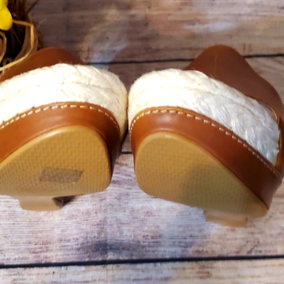 Stuart Weitzman Wedge Sandal NWOT - Picture 11 of 13